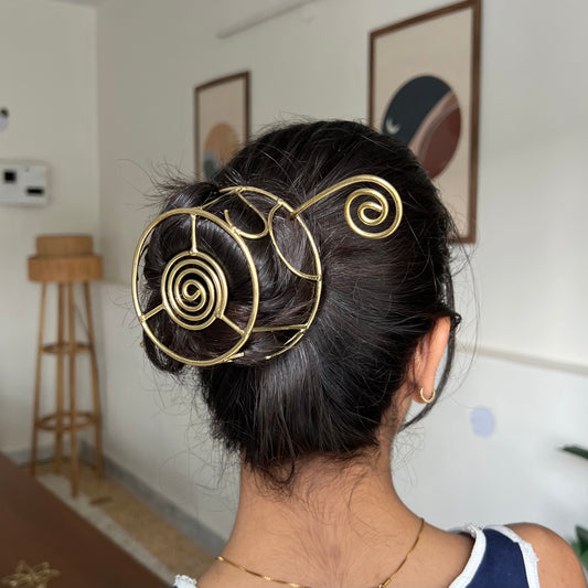 Spiral Charm Brass Hairpin