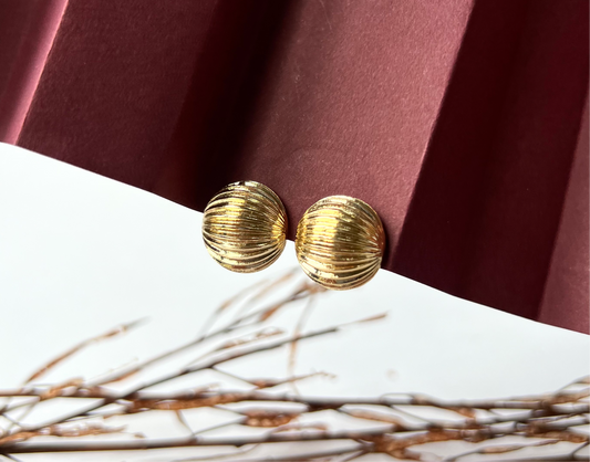 Victoria Gold Studs