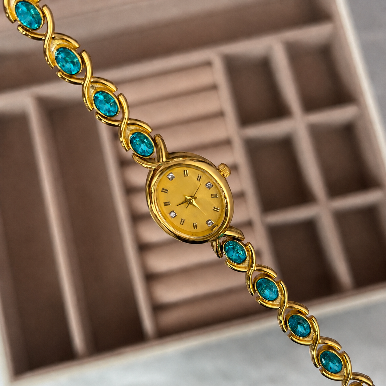 Gold Turquoise Detailing Watch
