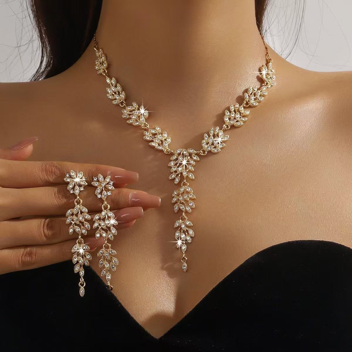 Golden Ivy Necklace Set