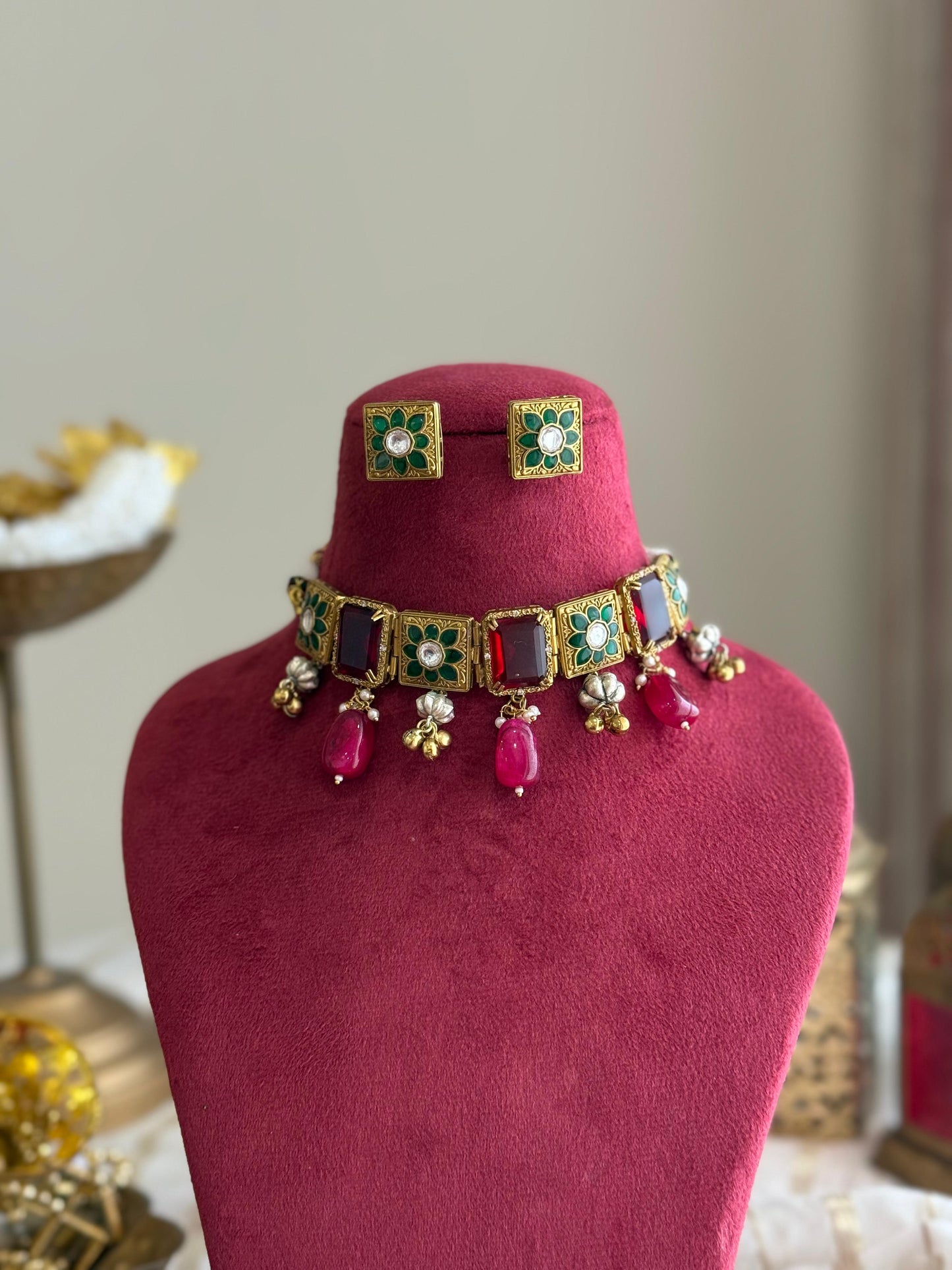 Noor Jahan Kundan Choker Set