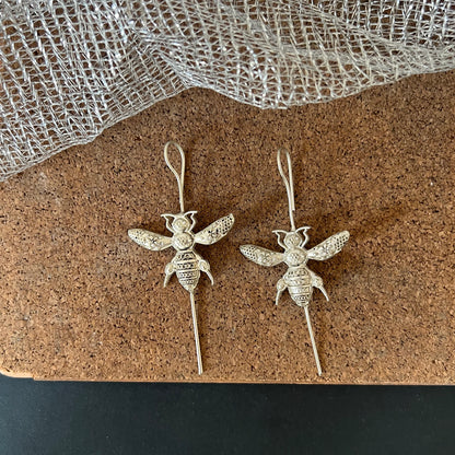 Bee Brass Ear-Cuff