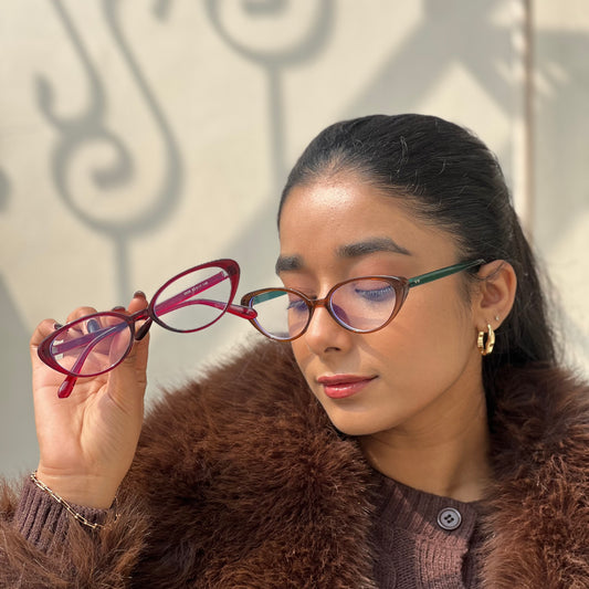 Cat-Eye Frame