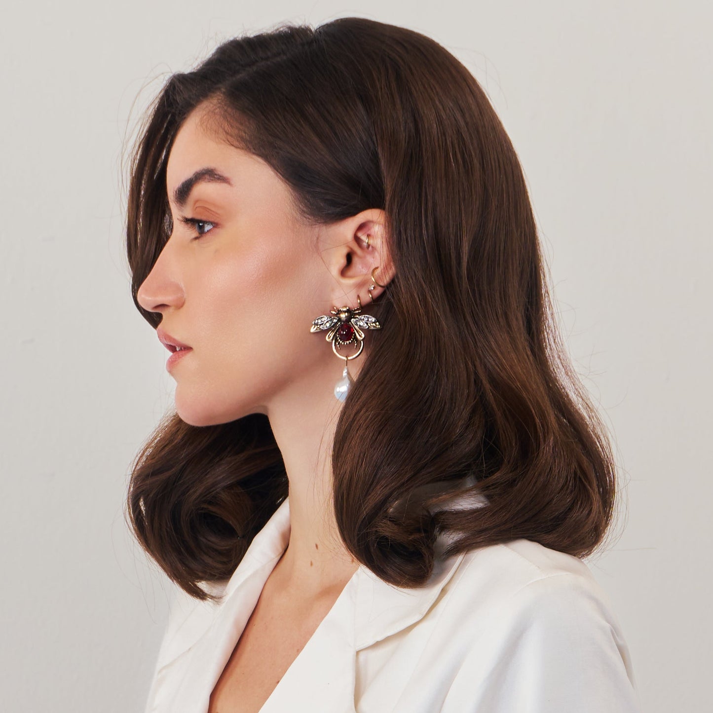 Bee and Faux Pearl Drop Metal Earring