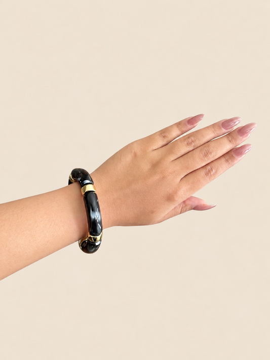 Black Viral Retro Acrylic Bracelet (Single)