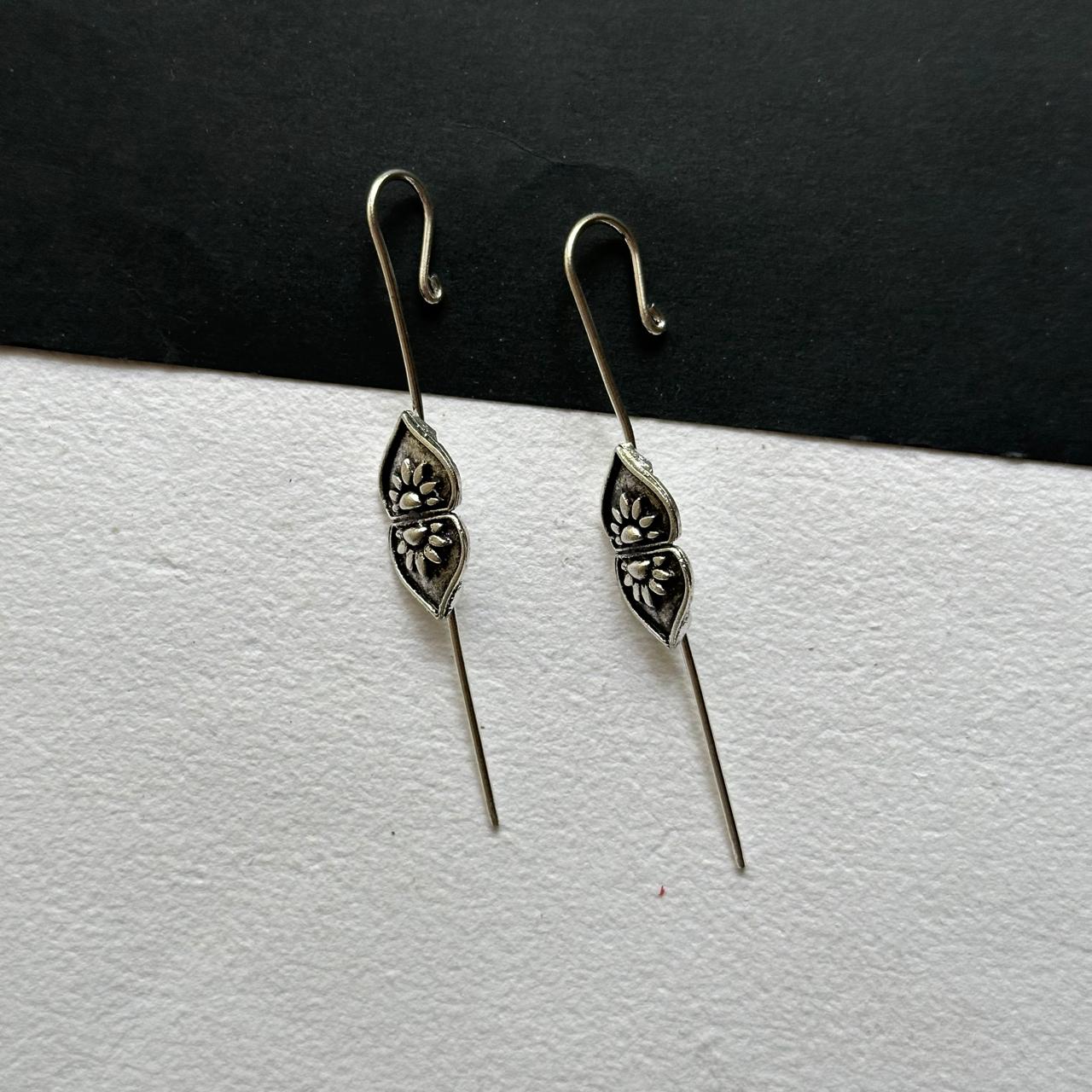 Nayra Brass Ear-Cuff