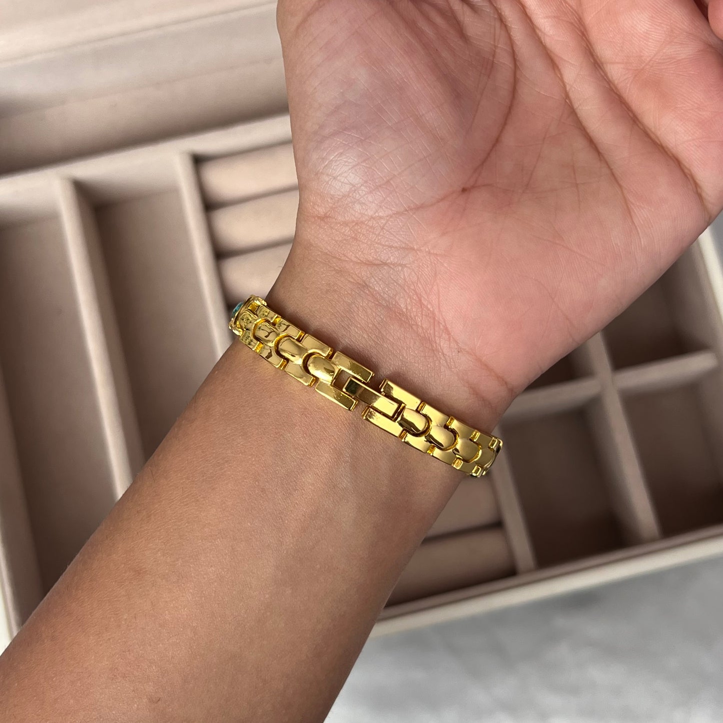 Gold Turquoise Detailing Watch