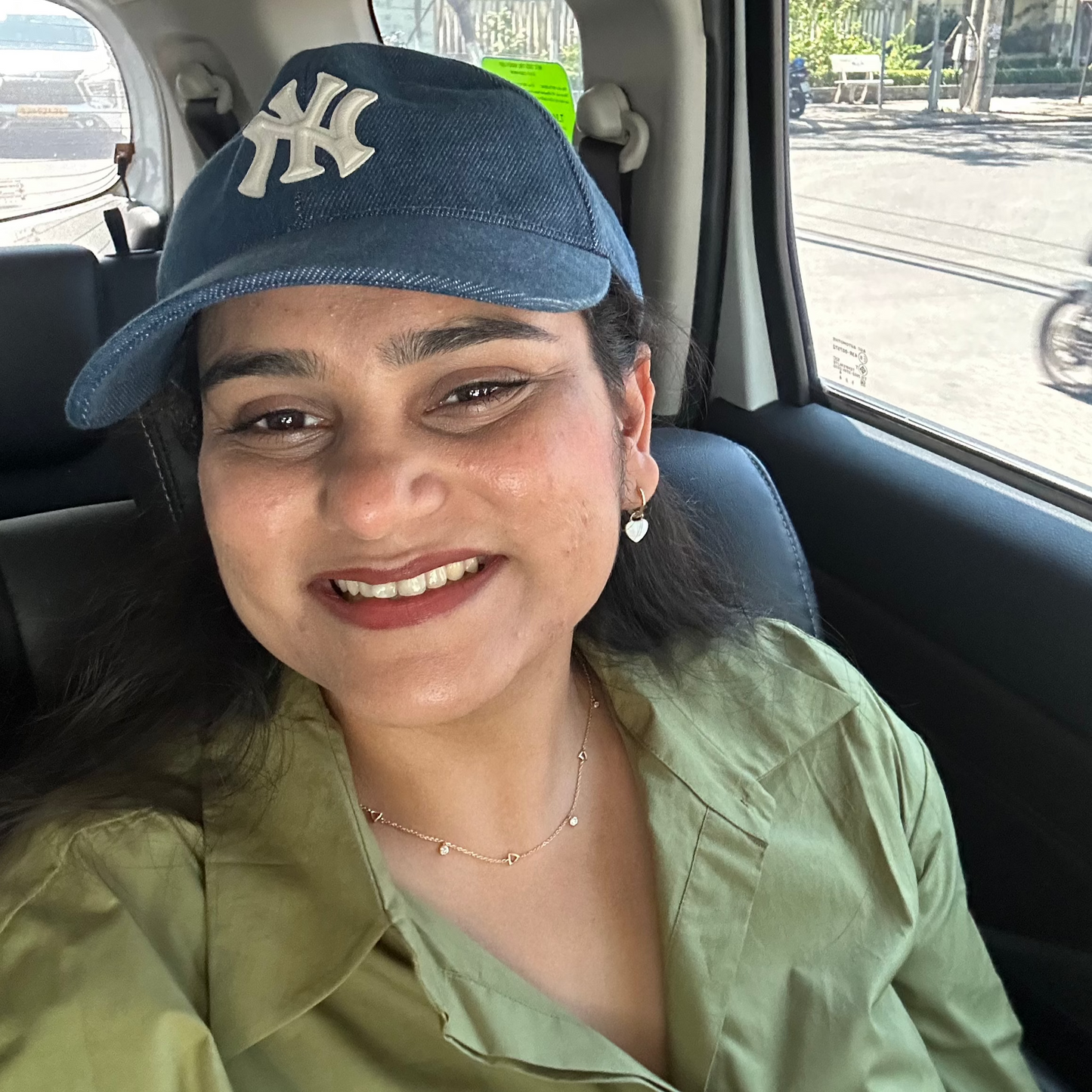 Mini Heart Drop Hoops