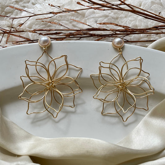 Floral Mess Earrings (Gold)