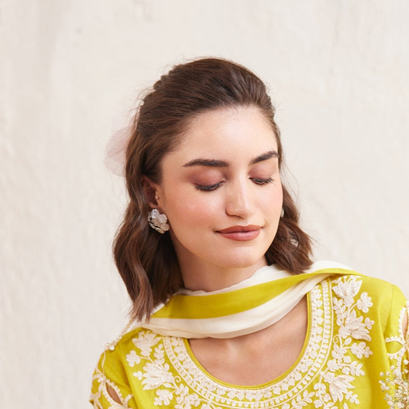 Waheeda White Studs