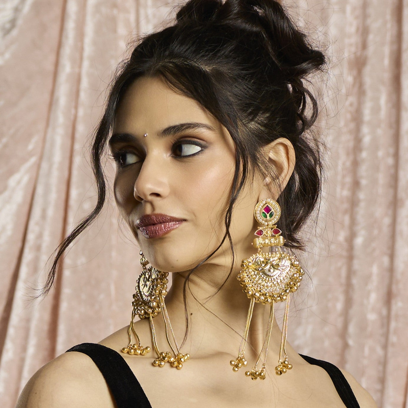 Kanakdhara Ghungroo Temple Earrings