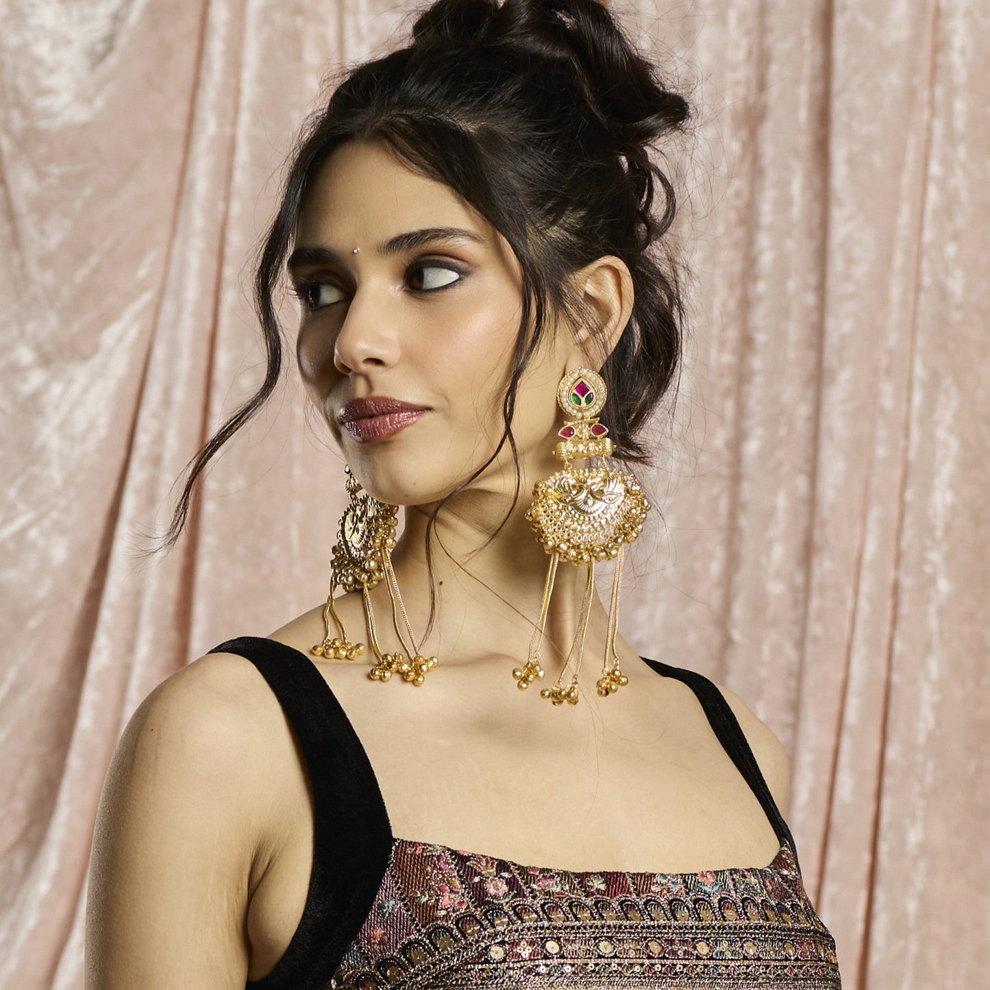 Kanakdhara Ghungroo Temple Earrings