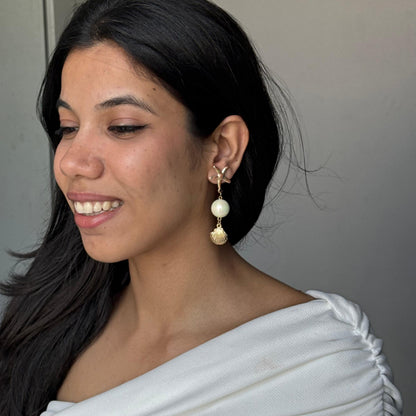 Beachy Shell Pearl Drop Metal Earring
