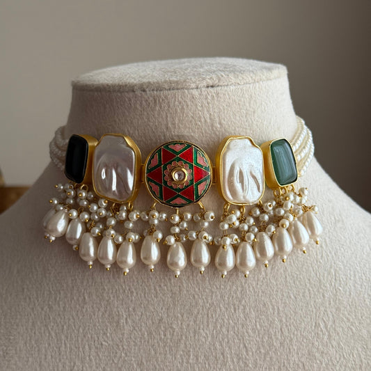 Mehr Pearl Choker Set
