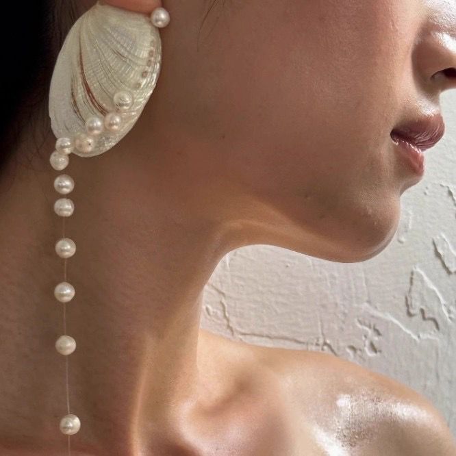 Pearl Shell Drop One Side Ear Cuff