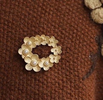 Pearl Blossom Brooch