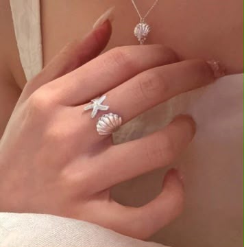 Starfish and Seashell Open Ring