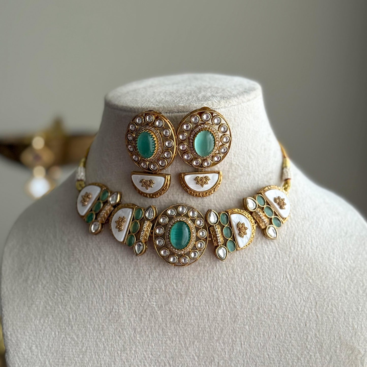 Jahanara Moissanite Choker Set