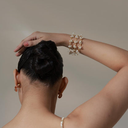 Ratnavali Pearl Kada