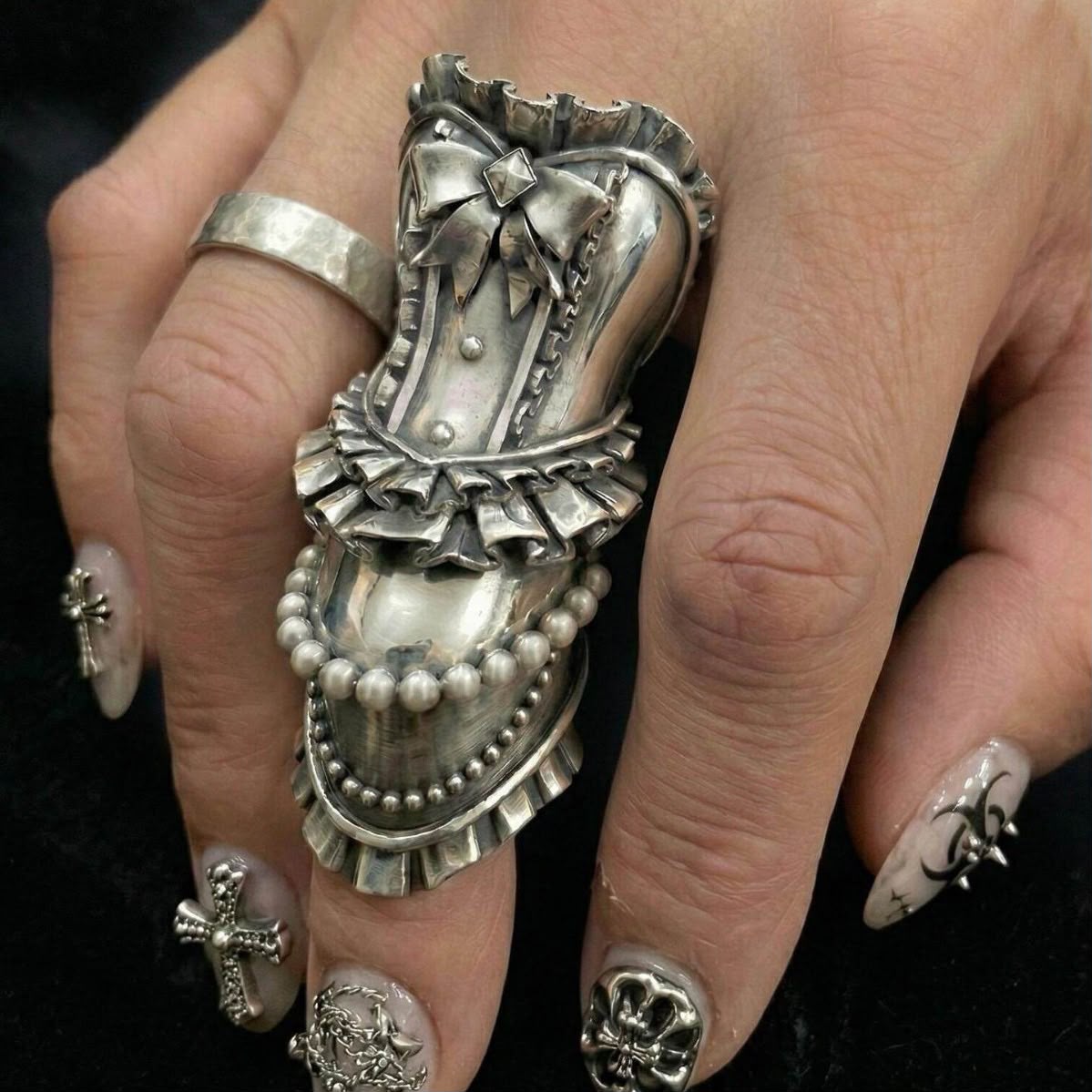 Gothic Belle Corset Ring